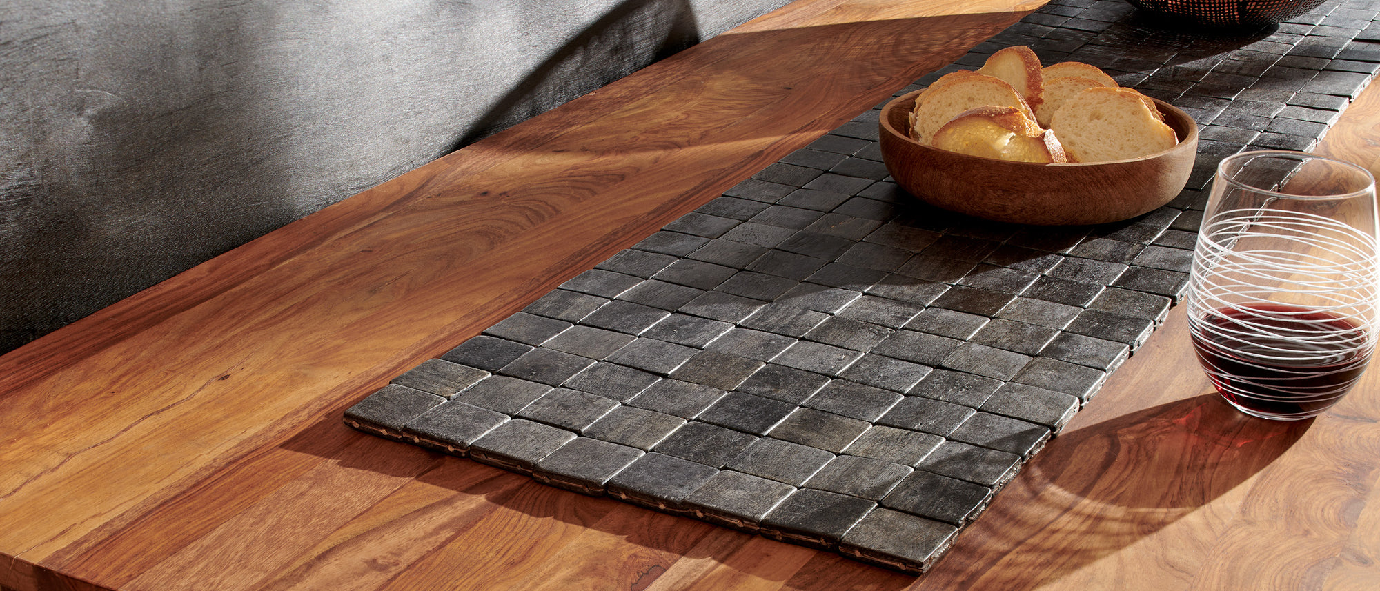 Table Runners & Tablecloths