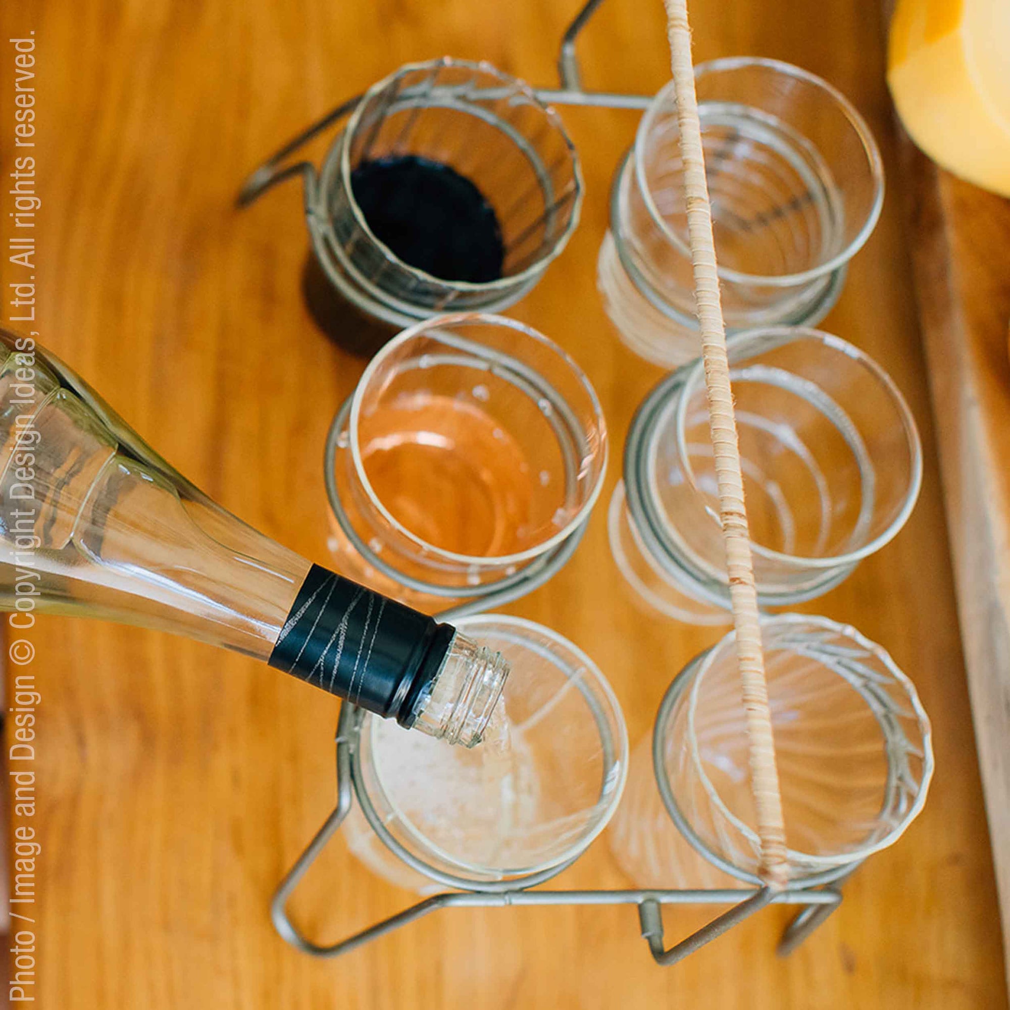 Livenza™ Borosilicate Glass Drinking Glasses and Welded Iron Caddy