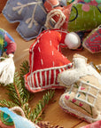 Patchwork™ ornament (santa's hat)