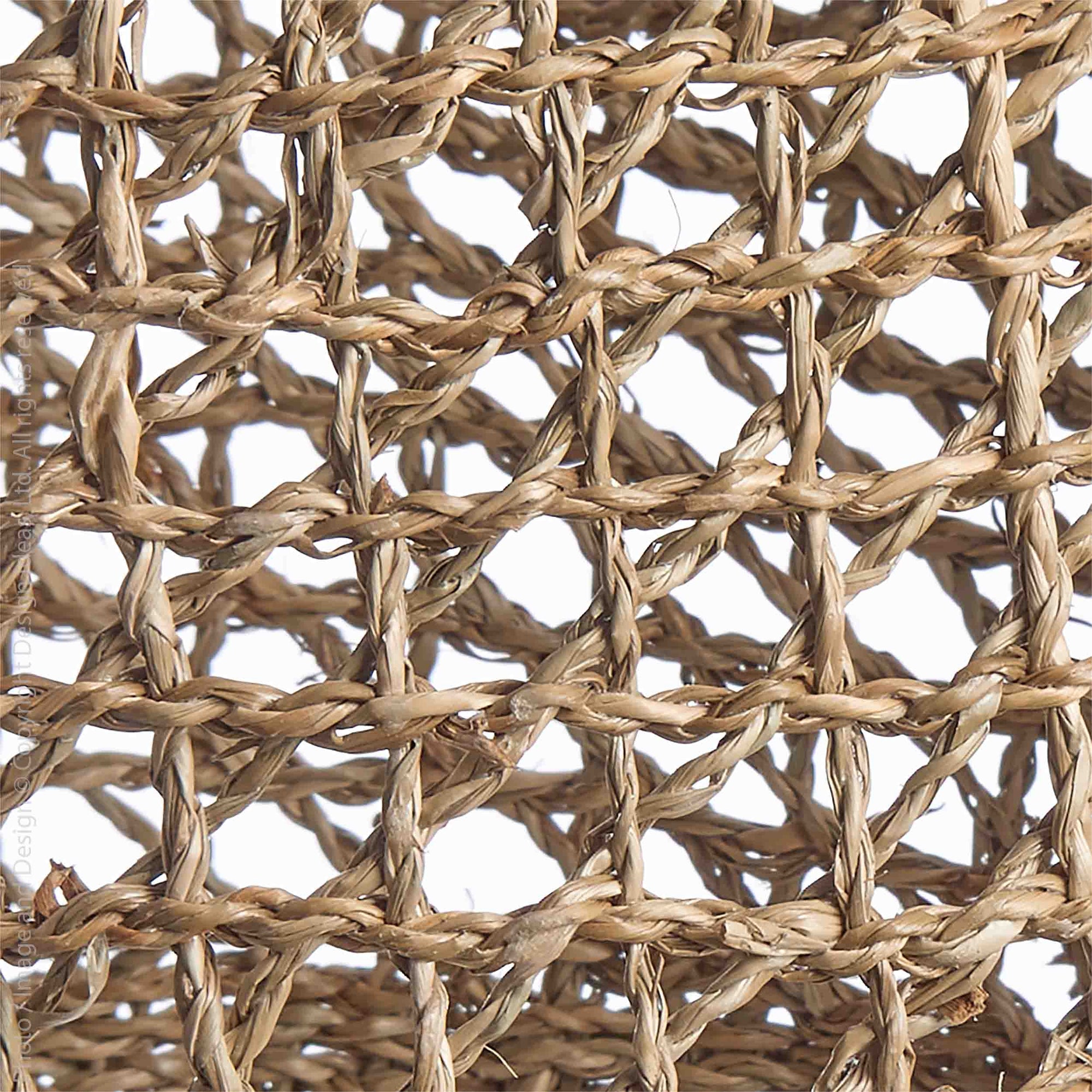 Barletta™ woven sea grass lampshade