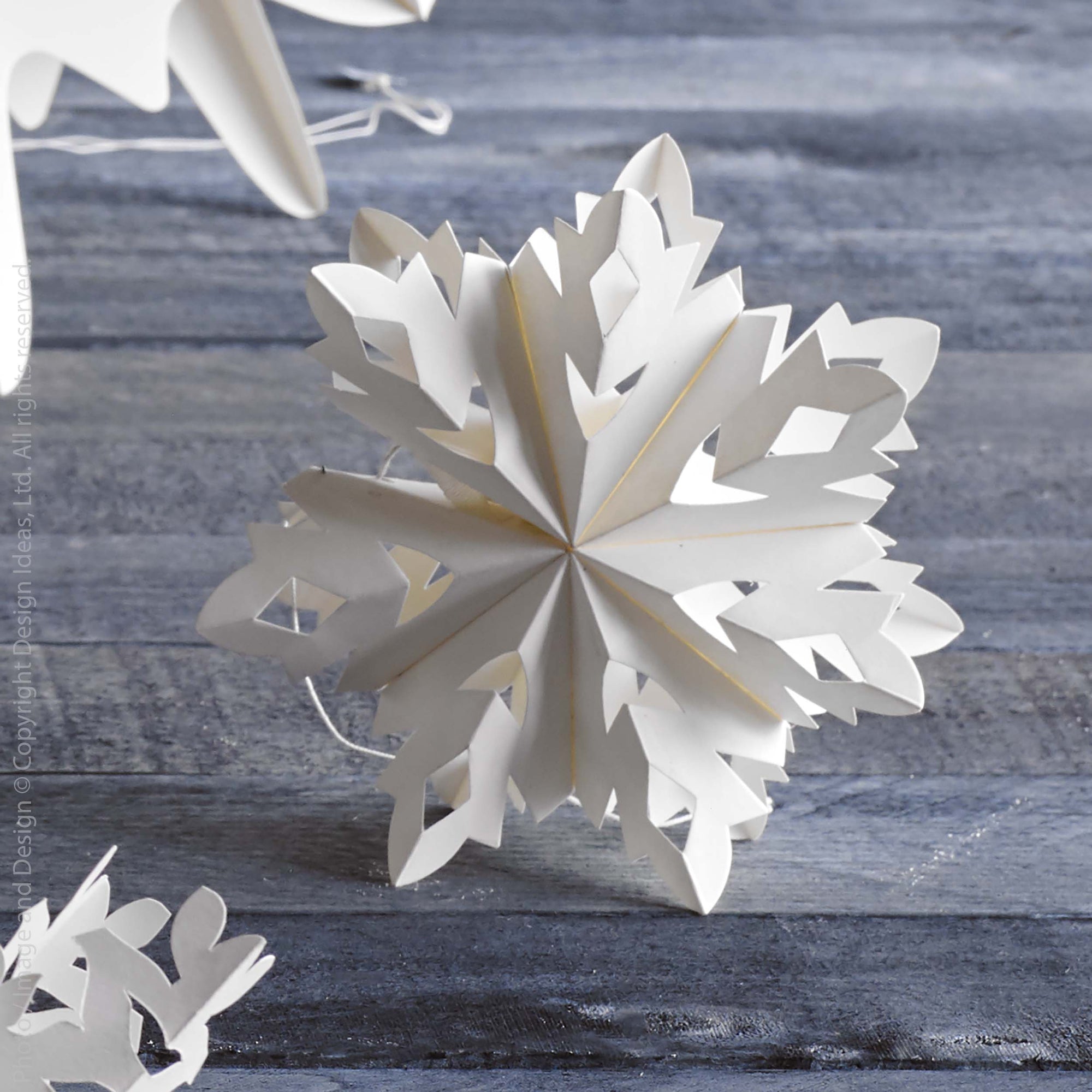 Flurry™ Paper Snowflake Marquise (Small)