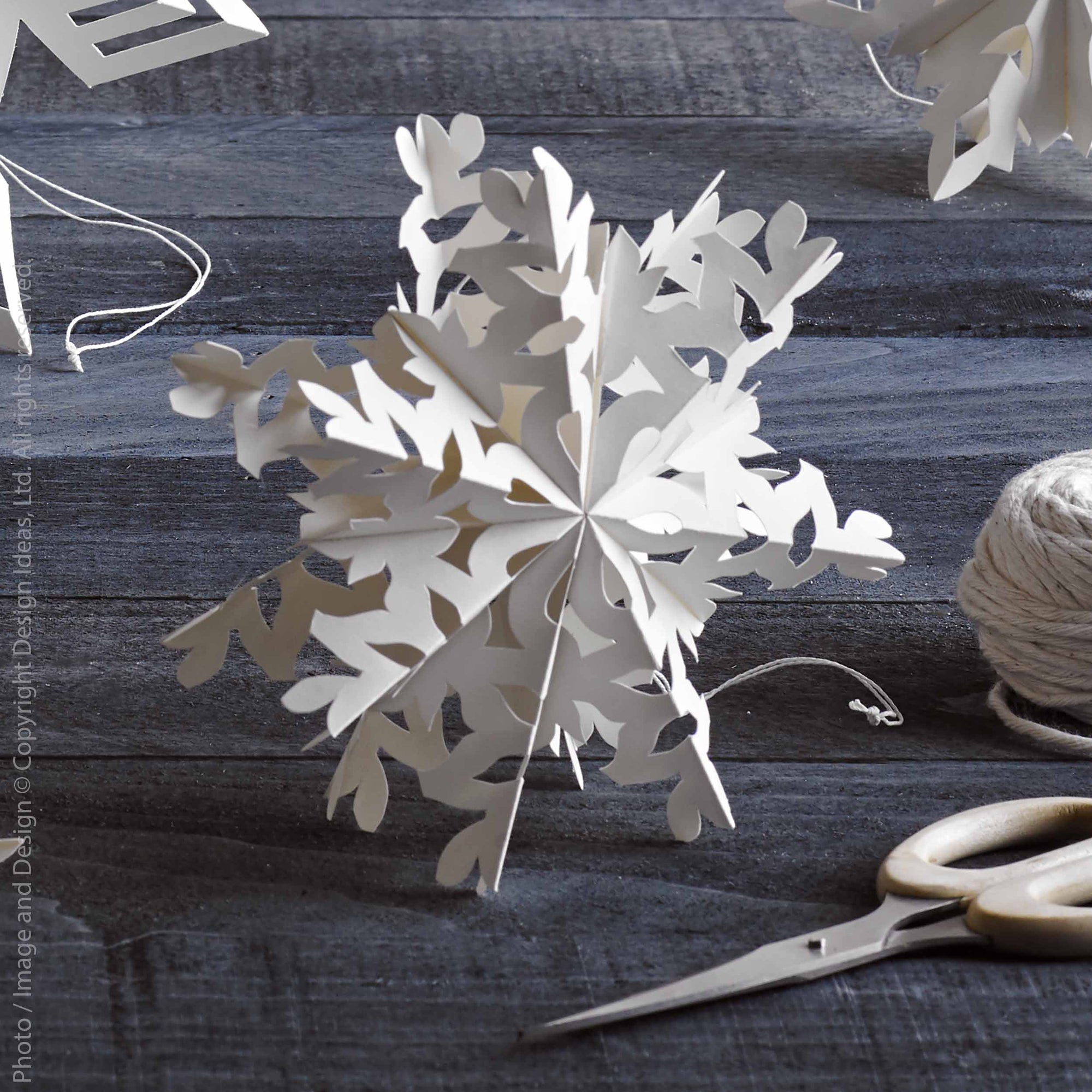 Flurry™ Paper Snowflake Tinsel (Small)