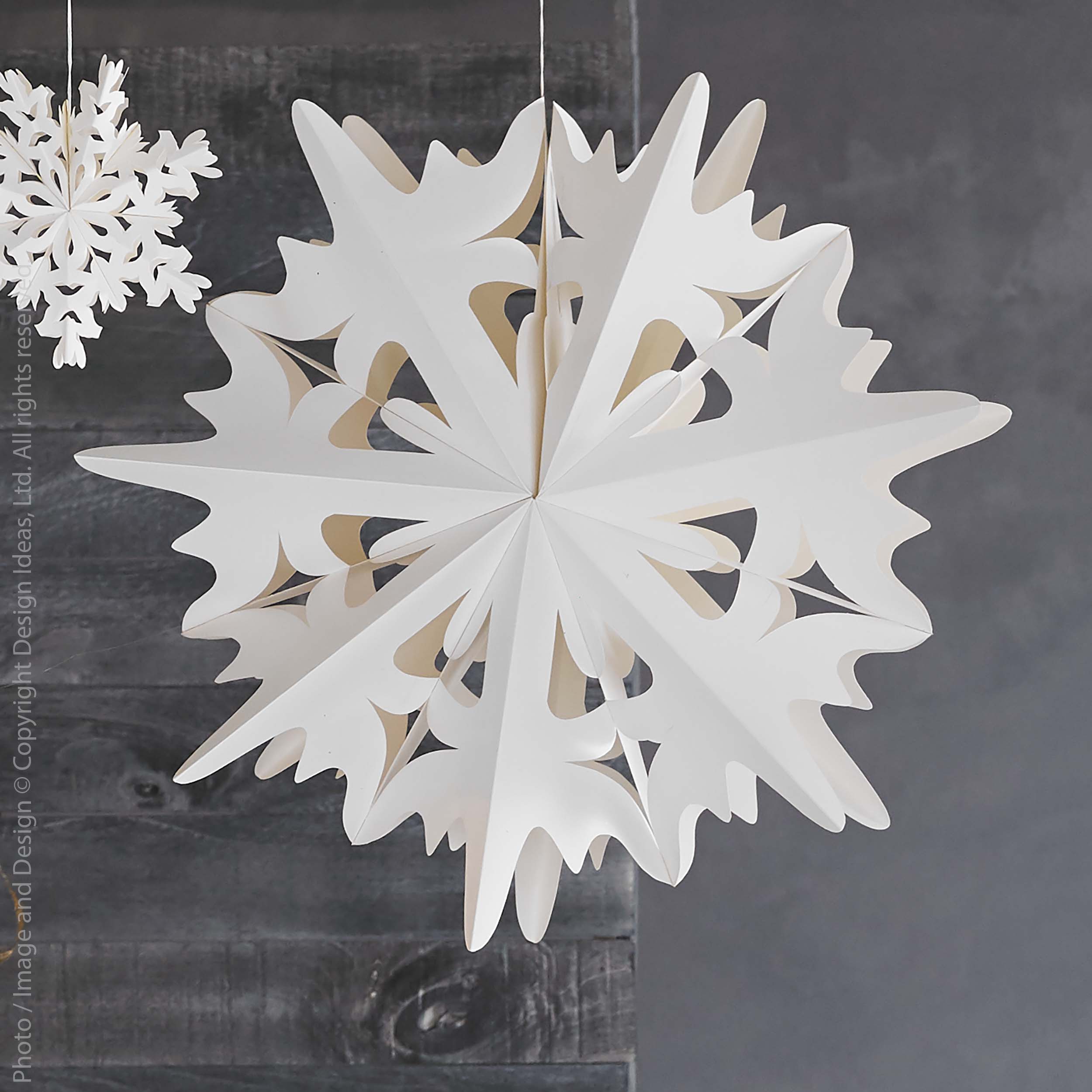 Flurry Paper Snowflake Arctic (Medium) - texxture™ – texxture home