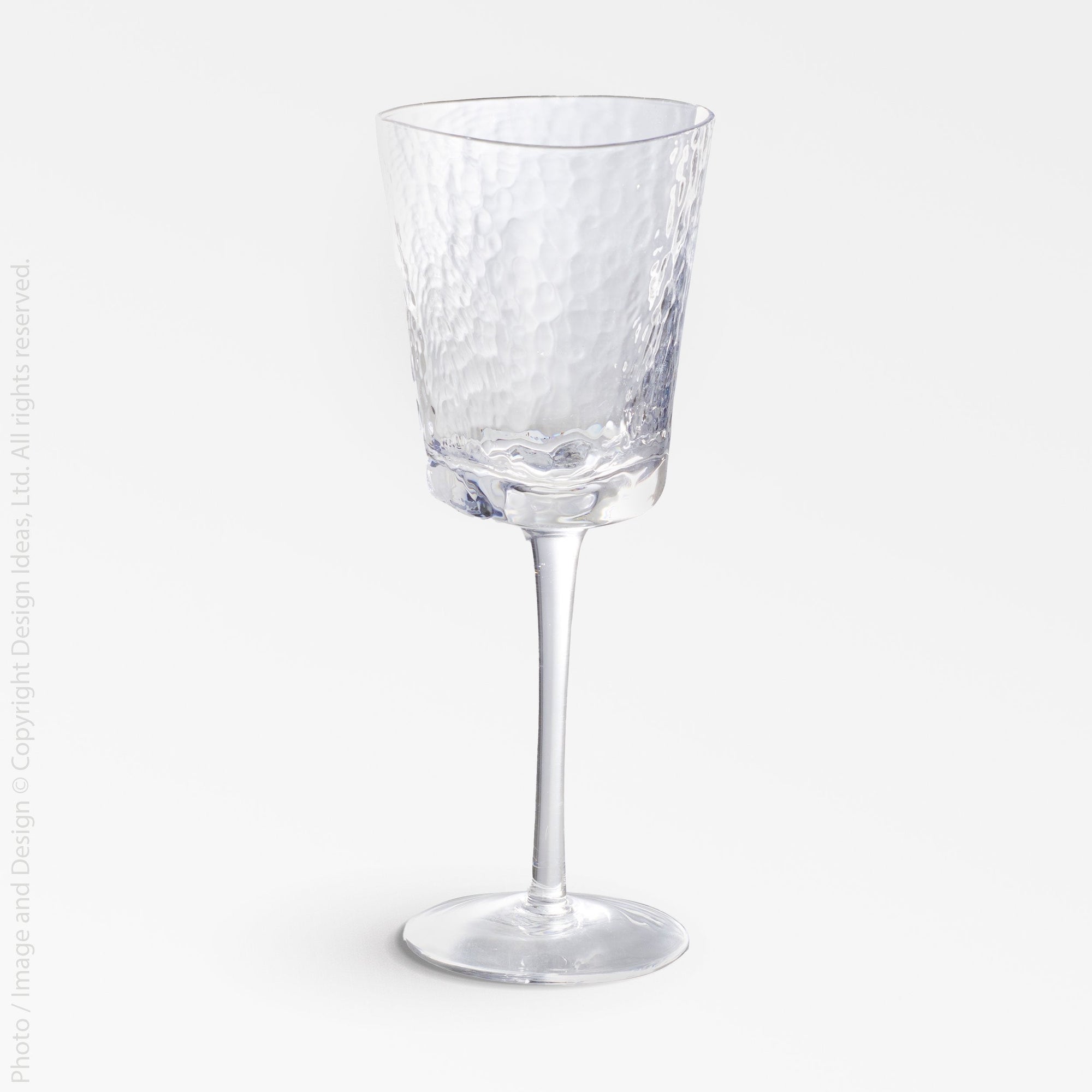 Serapha™ wine glass (10.5 oz.) - Clear | Image 1 | Premium Glass from the Serapha collection | made with Glass for long lasting use | texxture
