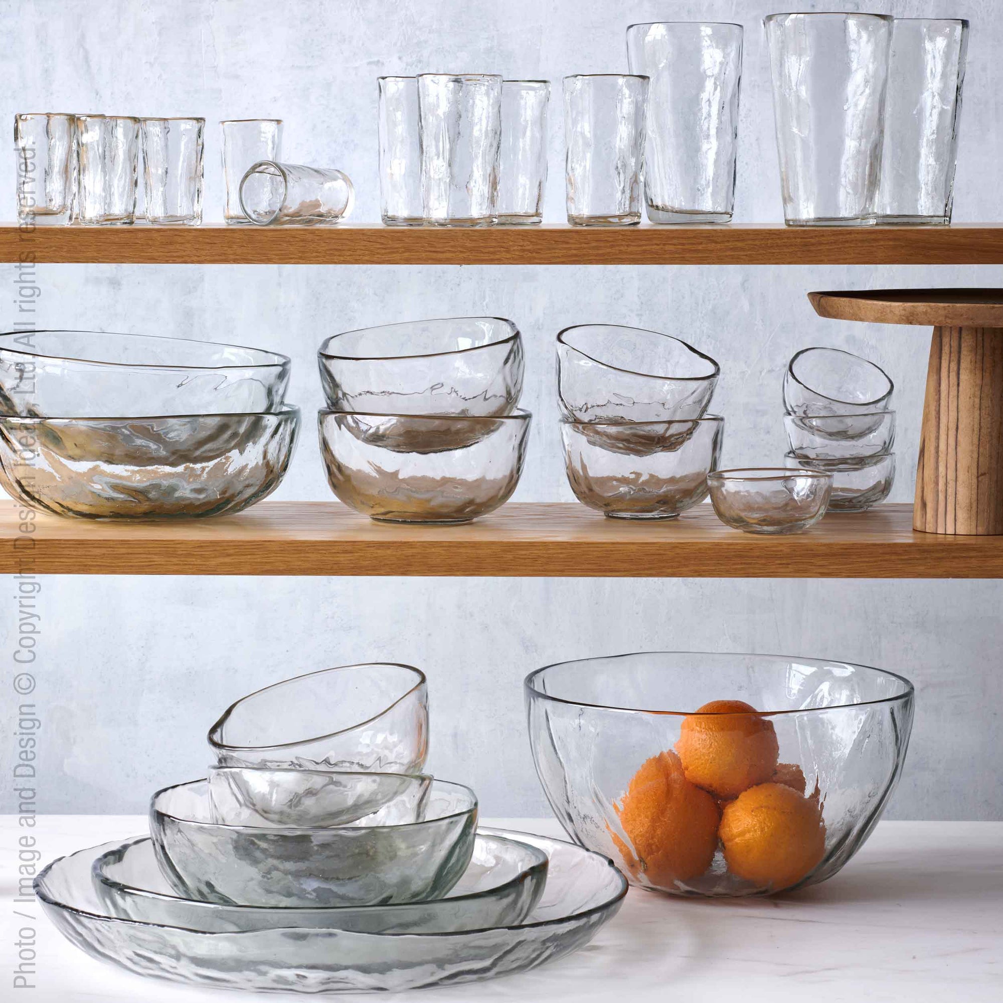 Wabisabi™ decorative bowl (16in) - Clear | Image 7 | Premium Bowl from the Wabisabi collection | made with Glass for long lasting use | texxture