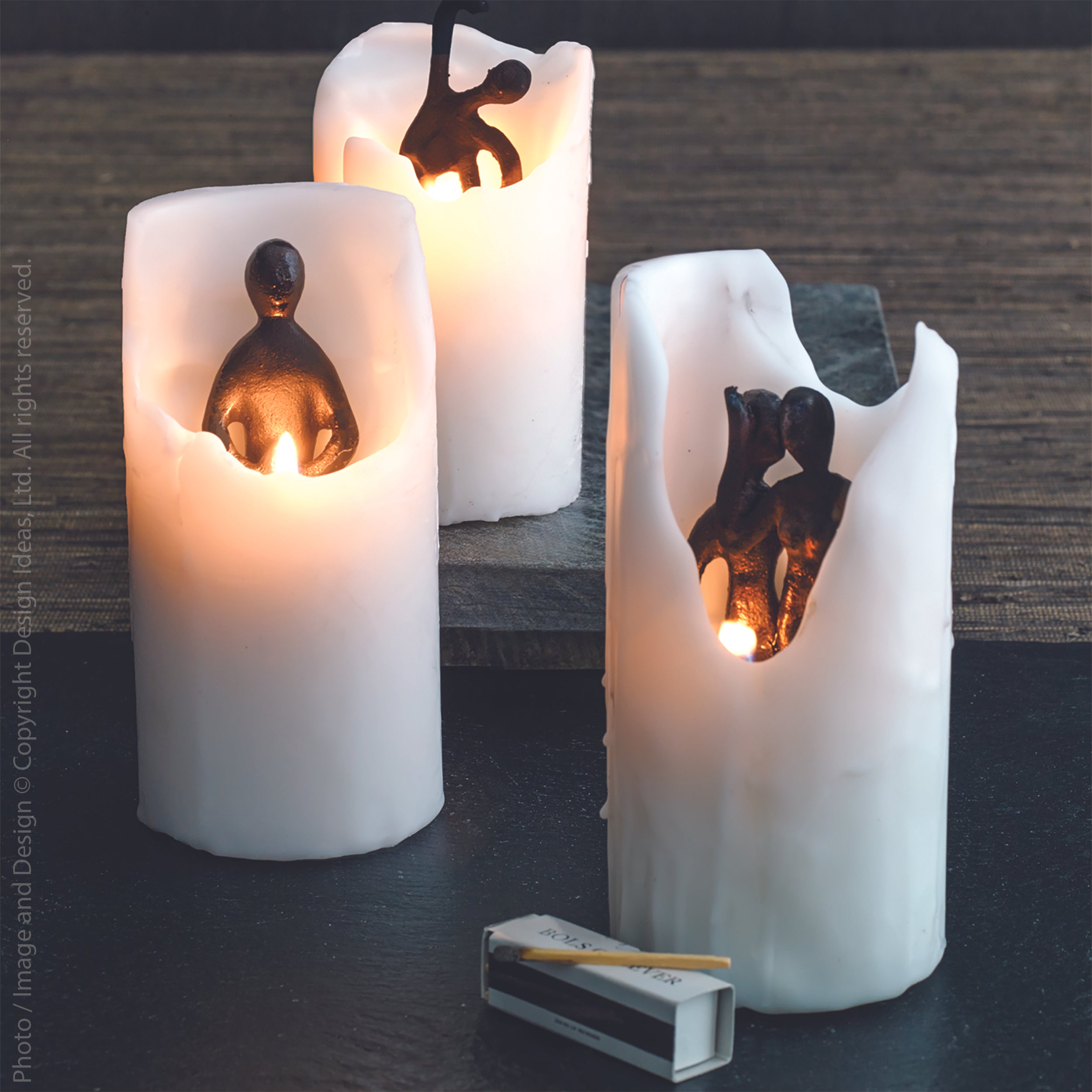 Spirit Zen Cast Iron Candle Natural Color | Image 2 | From the Spirit Collection | Elegantly crafted with natural cast iron for long lasting use | Available in white color | texxture home
