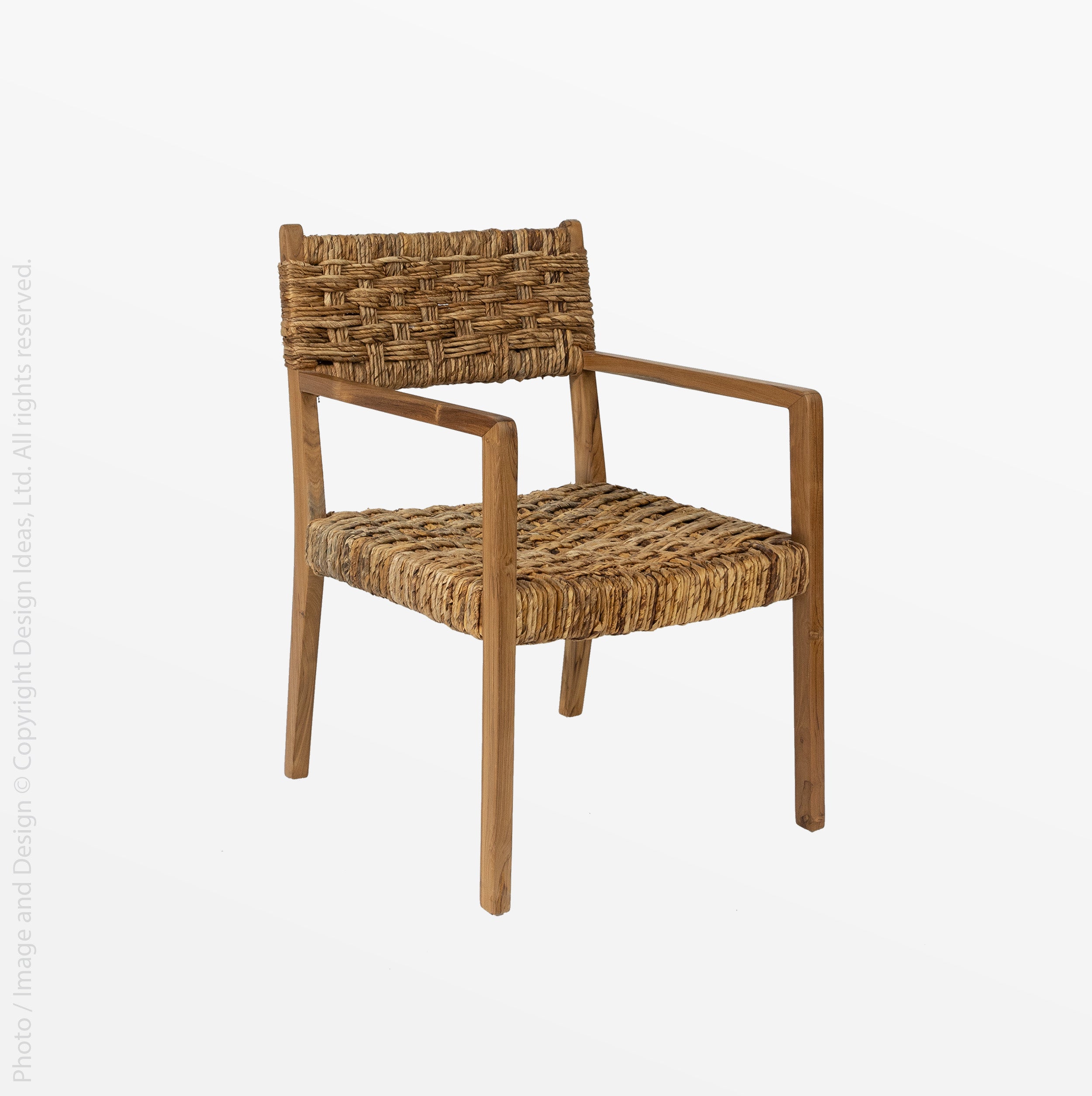 Malta™ lounge chair – texxture