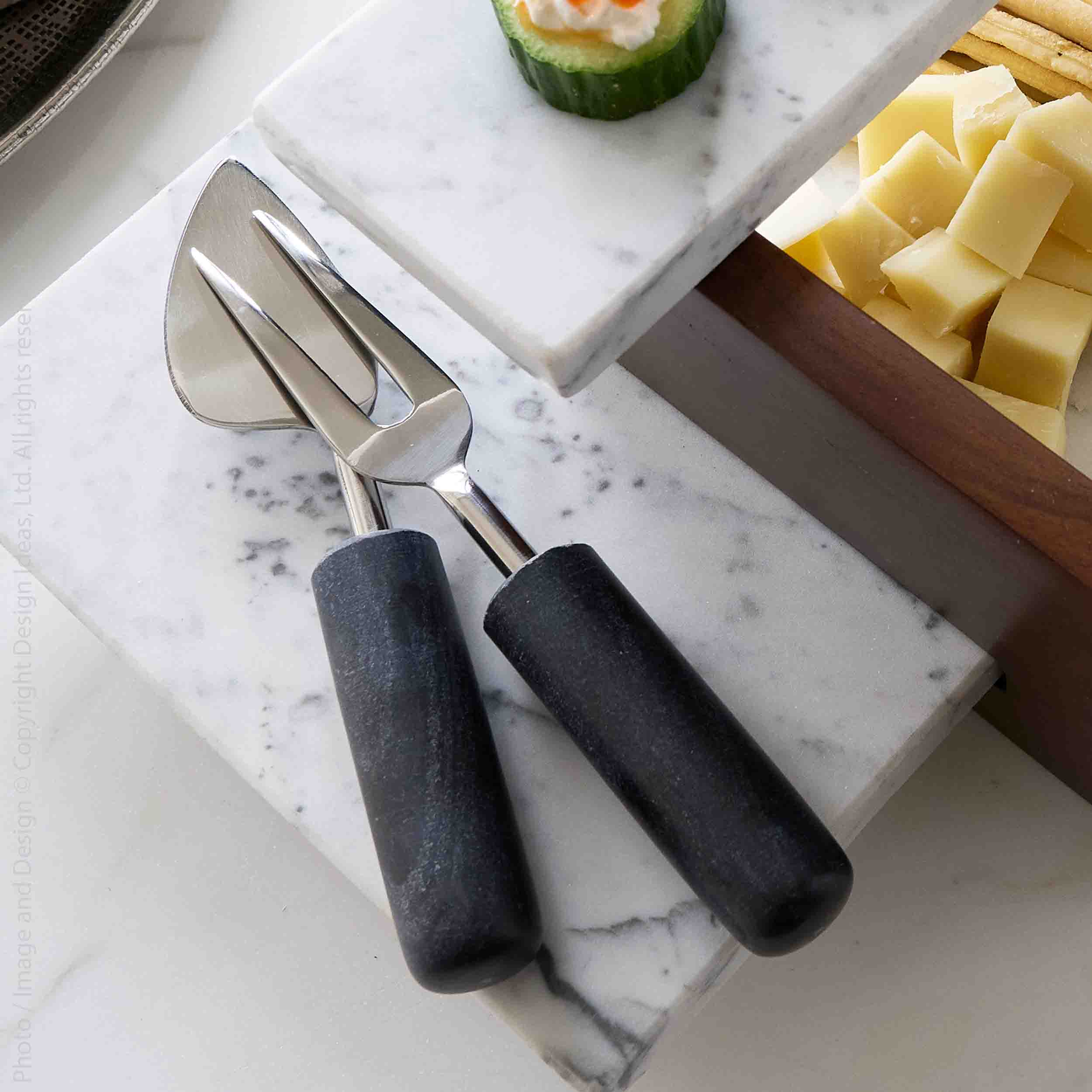 Hudson™ handcrafted stone cheese knives (set of 2) – texxture
