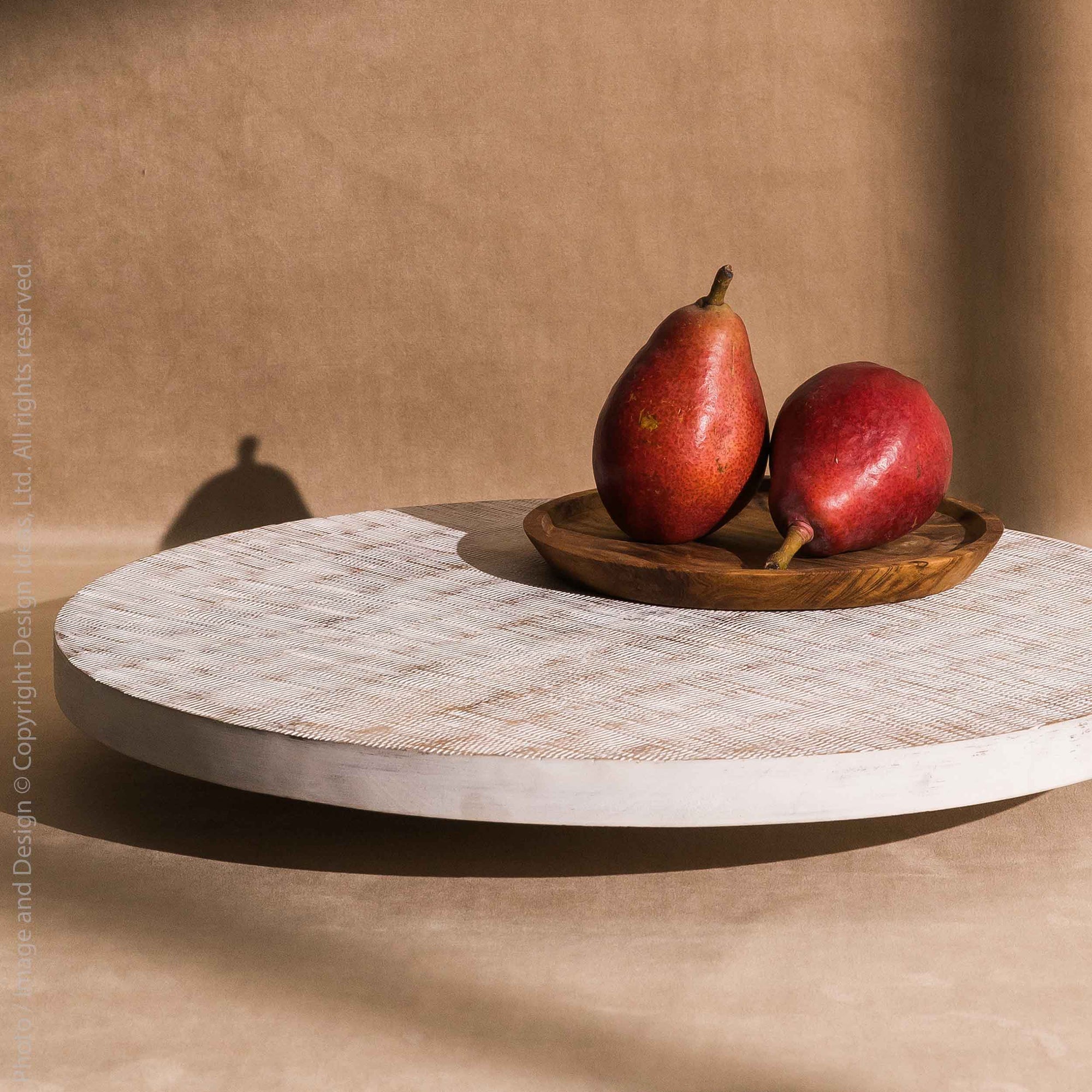Chiku™ Teak Tray (8 in dia)
