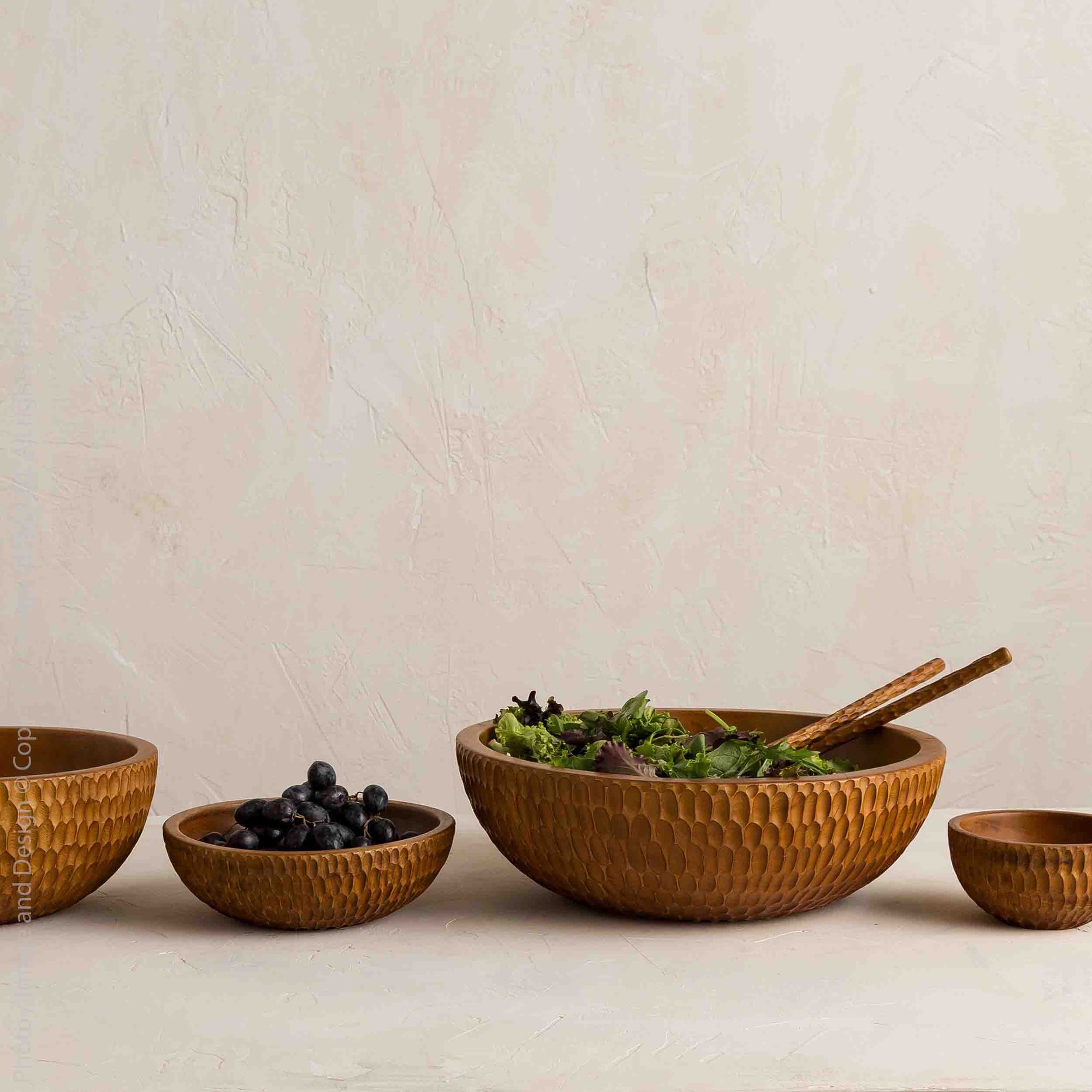 Rocklynn™ mango wood salad serving bowl (12 in)