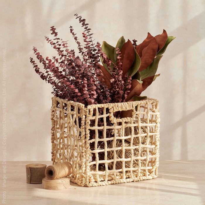 Mackinaw™ Medium Hand Woven Palm and Metal Basket (11.8 x 11.8 x 11.8 in) - (colors: Natural) | Premium Basket from the Mackinaw™ collection | made with Palm and Metal for long lasting use