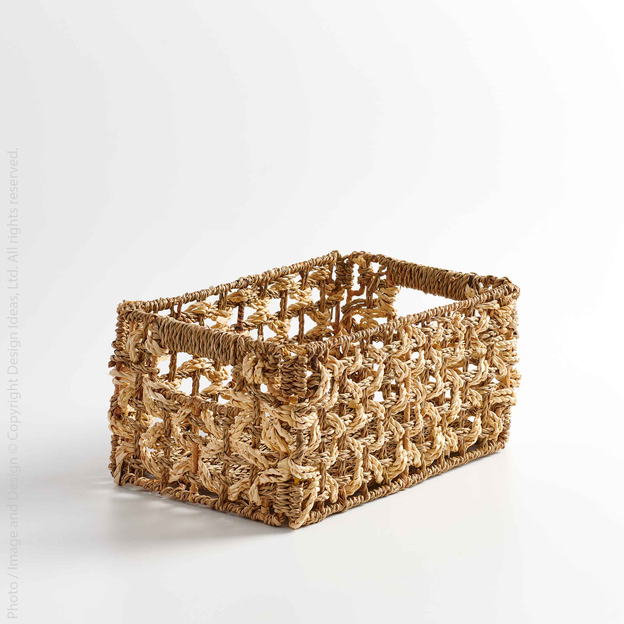 Mensch™ Small Hand Woven Palm and Seagrass Basket (7.8 x 11.8 x 6.3in.)