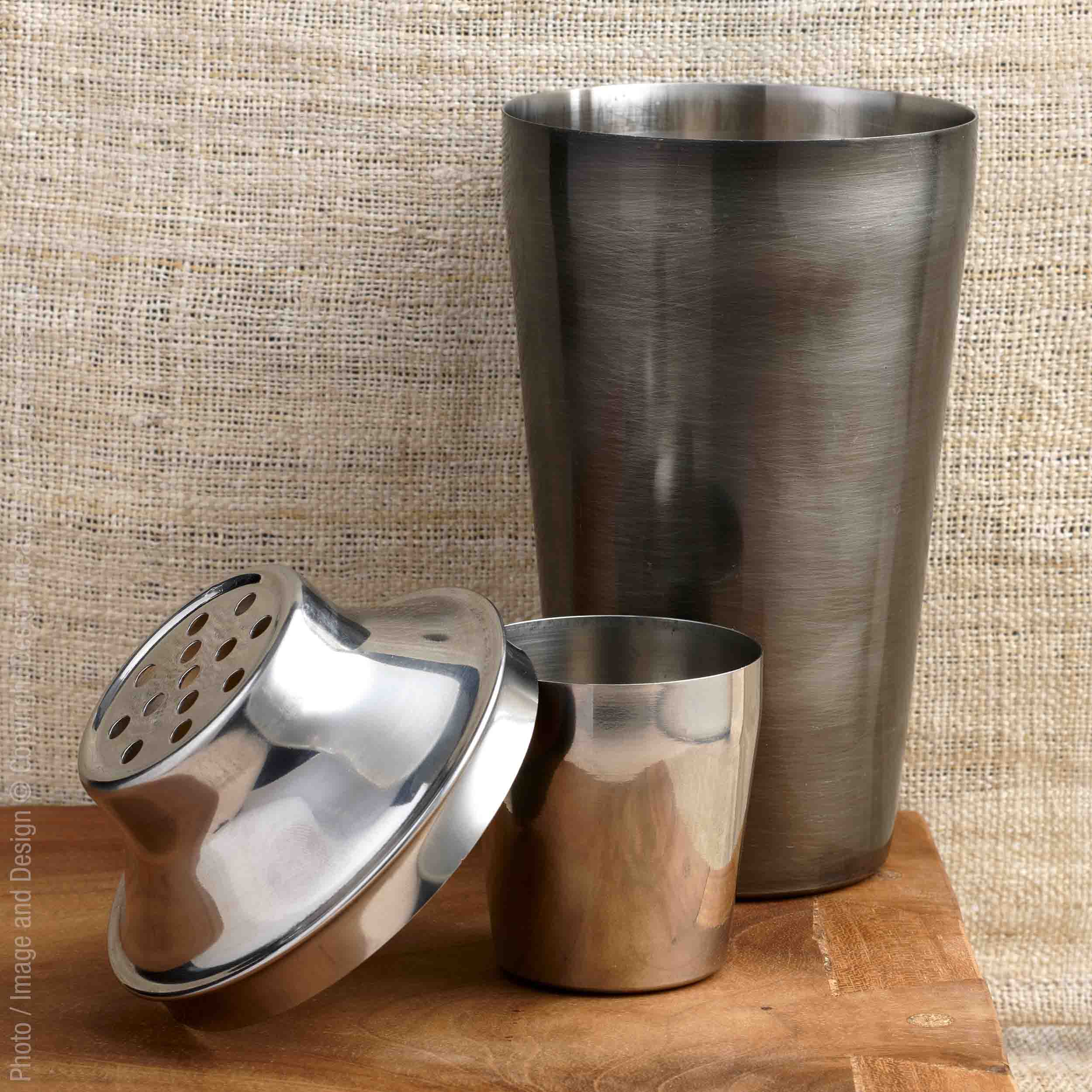 Tomini™ cocktail shaker - Silver | Image 1 | Premium Utensils from the Tomini collection | made with Stainless Steel for long lasting use | texxture