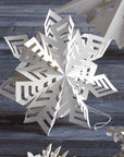 Flurry™ Paper Snowflake Arctic (Medium)