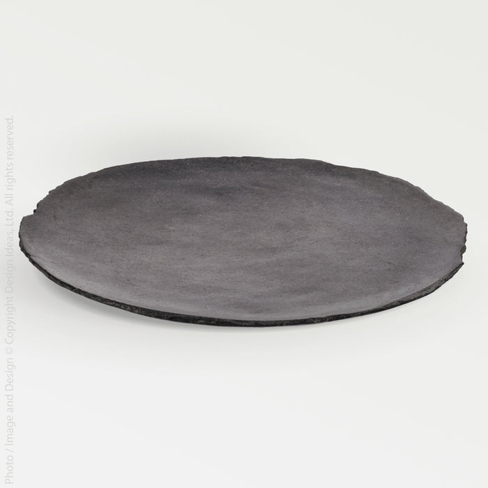 Stoneshard™ plate (11.8 dia x 0.5 in.) - Gray | Image 1 | Premium Plate from the Stoneshard collection | made with Riverstone for long lasting use | texxture