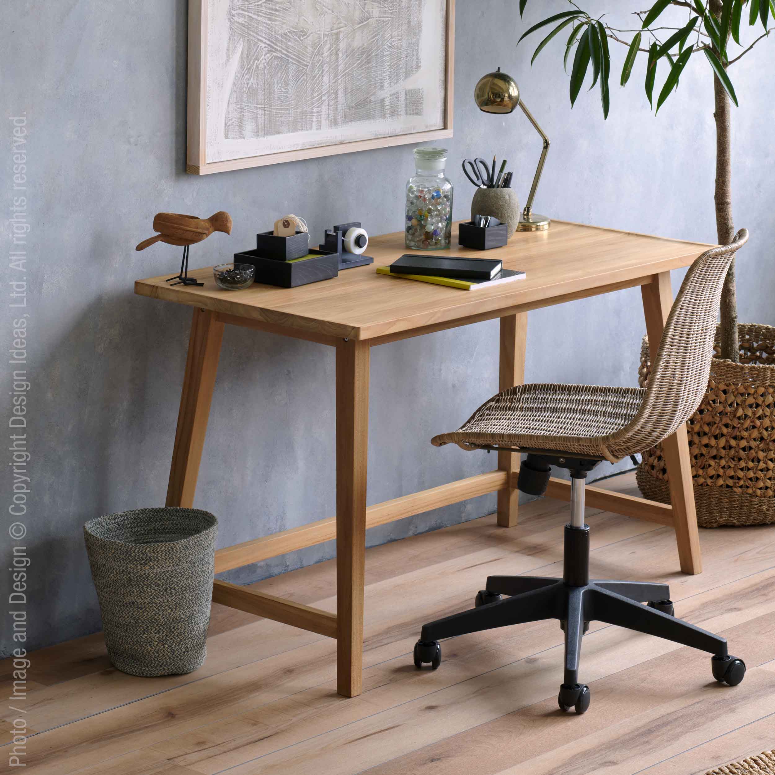 Takara™ desk - Natural | Image 5 | Premium Desk from the Takara collection | made with Teak for long lasting use | texxture