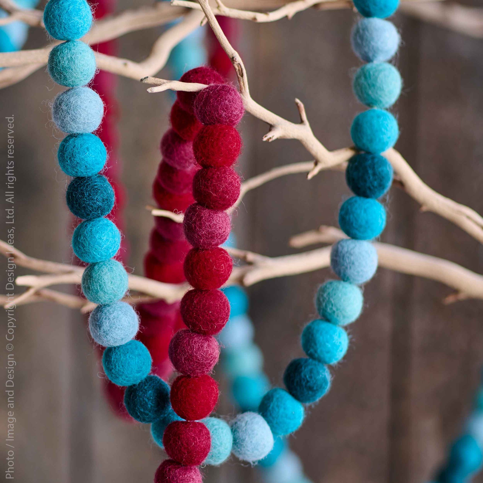 Lilliput™ Blue Berry Wool Garland